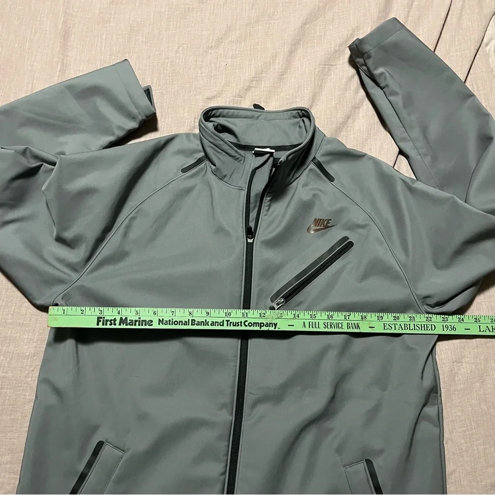 Vintage Nike Grey Tag Custom Softshell Training Jacket Size XL 2000s Tech Pouch - Picture 10 of 10